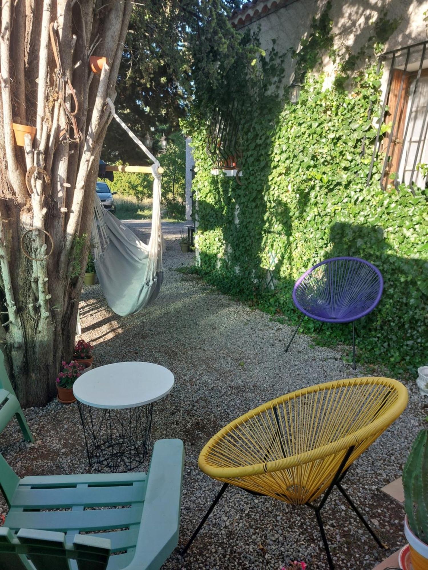 La Maison De Marie-Jeanne - Le Rocher D'Ongles Exterior photo